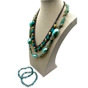 Layered Seafoam Silver Necklace with Matching Bracelets Boho Turquoise Pearl N84